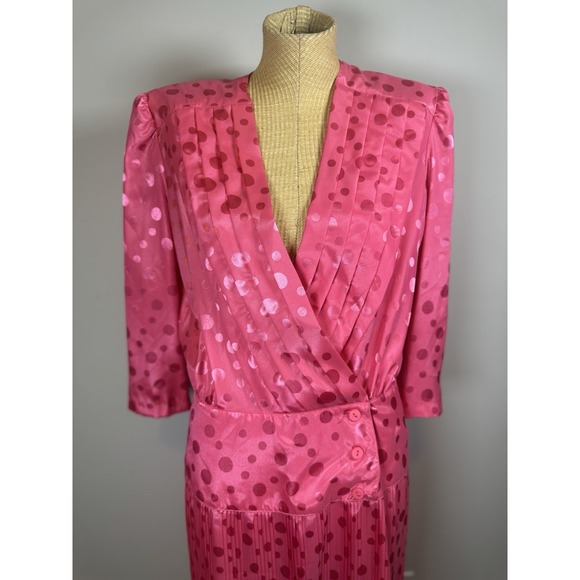 VTG 90s‎ In The Moof Dress Hot Pink Polka Dot Pleated Dress Silky Size 10 Fun - Picture 2 of 9